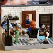 Lego Creator Expert 10291 Queer Eye - The Fab 5 Loft - 5
