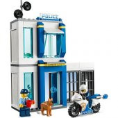 LEGO City 60270 Police Brick Box - 3