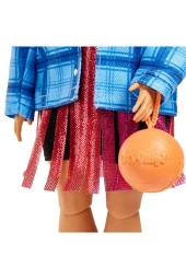 Barbie Extra Ekose Ceketli Bebek - 5
