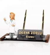 Kadın Eczacı Biblolu Masa İsimliği Hediye Kristal Masa İsimlik thumbnail 5