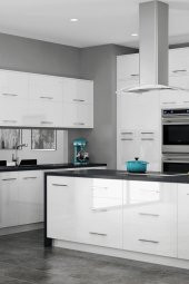 Parlak Beyaz Yapışkanlı Kaplama Folyosu 100 CM  X 3 MT - 10