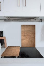 2 li 30x52 cm Koyu Ahşap Desenli Cam Kesim Tablası ve Ocak Koruyucu thumbnail 3