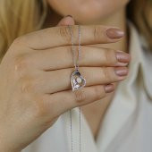 Kalp İçerisinde Papatya Tasarımlı 925 Ayar Gümüş Kadın Kolye thumbnail 1