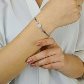 Beyaz Çiçek Tasarımlı 925 Ayar Gümüş Kadın Bileklik thumbnail 3