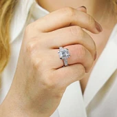 Pırlanta Model Baget Taşlı 925 Ayar Gümüş Yüzük thumbnail 1