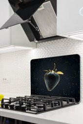 50x56 cm Altın Çilek Desenli Cam Ocak arkası Koruyucu thumbnail 1