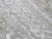 Çeyiz Diyarı Fransız Güpürlü Lisa Kadife Seccade Krem Gold thumbnail 4