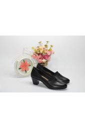 HANIMCA HAKİKİ DERİ 5,5 CM KALIN TOPUK BAĞSIZ GÜNLÜK-ABİYE SİYAH KADIN AYAKKABI - 1