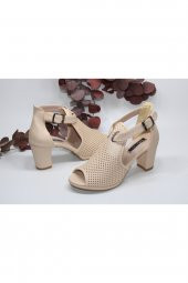 7,5 CM TOPUK BOYU ÖNÜ VE ARKASI AÇIK GÜNLÜK ABİYE TOPUKLU SANDALET - 2