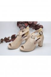 7,5 CM TOPUK BOYU ÖNÜ VE ARKASI AÇIK GÜNLÜK ABİYE TOPUKLU SANDALET - 3