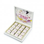 Kız Bebek Çikolatası 48 Adet Madlen Çikolata Sarı Leylek - 1