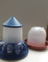 TEKPLAST CİVCİV YEMLİĞİ 2 KG & CİVCİV SULUĞU 1,5 LT thumbnail 1