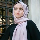 Hediyelik Pembe Simli Şal & İnci Tesbih Güllü Pembe - 5