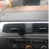 Siyah Çerçeveli Mıknatıslı Telefon Tutucu - Torpido Üstü thumbnail 2