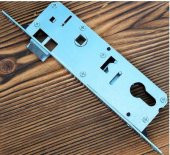 PVC  Yale Kapı Kilidi - 1