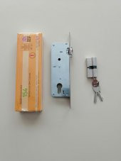 154*35  BARELLİ MAKARALI ÇİFT TURLU KİLİT - 3