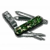 Victorinox 0.6463.94 Kamuflaj Tırnak Makaslı Çakı - 2