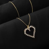 Baget Taşlı 14 Ayar Altın Kalpli Kolye thumbnail 3