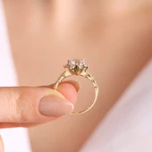 Camdaki Kız Altın Tektaş Yüzük 14K - 3