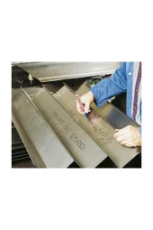 Edding Endüstriyel Markör Permanent Yuvarlak Uçlu 1.5-3 MM Kırmızı (10 Lu Paket) thumbnail 4