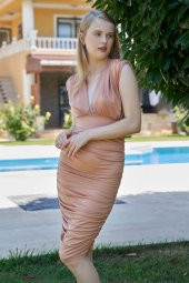 Göğüs Dekolteli Drapeli Midi Elbise - SÜTLÜ KAHVE - 3