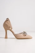 Ten Rengi Saten Fiyonk Taşlı Stiletto Kadeh Topuklu Ayakkabı - Darley - 2