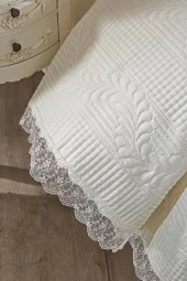 Limena Dantelli Kapitoneli Ultrasonik Çift Kişilik Yatak Örtüsü Krem thumbnail 7