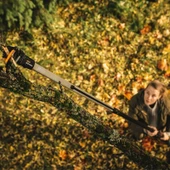 Fiskars PowerGear X UPX86 Yüksek Dal Budama Makası Teleskopik 2400-4100mm - 5