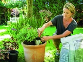 Fiskars 137200 Premium Saksı Küreği 32cm - 5