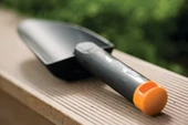 Fiskars Solid 137000 Küçük Toprak Küreği 29cm - 5