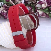 Yuvarlak Dijital Led Ekran Mat Kırmızı Silikon Kordonlu Unisex Saat ST-303587 thumbnail 3