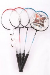 Delta 4 Adet Badminton Raketi İle 3 Adet Badminton Topu Ve Deluxe Badminton Çantası Dörtlü Grup Seti - 1