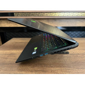 Monster Tulpar T7 V19.2 İKİNCİ EL i7 8750H 32GB 1TB SSD RTX2070 17.3" FHD - 7