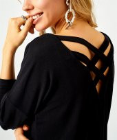 Kadın Siyah Arkası Çapraz Askı Detaylı Bluz - 1