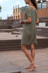 AJURLU ETEĞİ PÜSKÜLLÜ V YAKA TRİKO ELBİSE - 2