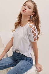 Kadın Beyaz Kayık Yaka Kol Detaylı Bluz - 2