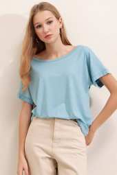 Kadın Bebe Mavi Kayık Yaka Sırt Detaylı Bluz - 4