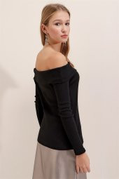Kadın Siyah Madonna Yaka Bluz thumbnail 5