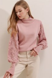 Kadın Pudra Yarım Balıkçı Kolu Dantel Detaylı Kazak - 3