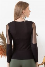 Kadın Kolu Tüllü Yuvarlak Yaka Bluz - 4