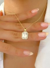 14 Ayar Altın Tek Baget Kolye thumbnail 1