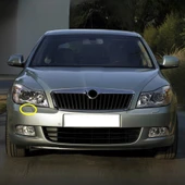 Skoda Octavia 2 A6 2009-2013 Sağ Ön Far Yıkama Kapağı 1Z0955110A - 2