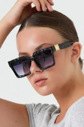 Kadın Güneş Gözlüğü thumbnail 1