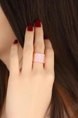 Pembe Mineli Fatma Ana Eli Gümüş Kare Yüzük thumbnail 1