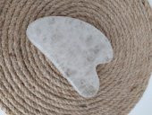 Doğaltaş Kristal Kuvars Yüz Masaj Taşı Gua Sha Kalp Kesim thumbnail 1