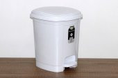 Polytime Pedallı Basmalı Çöp Kutusu Kovası / Çıkarılabilir İç Kovalı / Beyaz / 32 Litre / 47x35x35 Cm. - 1