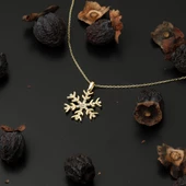 14 Ayar Altın Kartanesi Kolye thumbnail 4