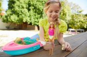 Orjinal Barbie Bebek ve Yüzebilen Teknesi Oyun Seti Orjinal Barbie Bebek ve Teknesi GRG30 - 3