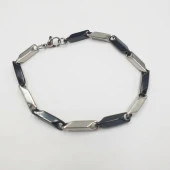 Siyah ve Gümüş Renk Kalın Köşeli Erkek Bileklik - 4