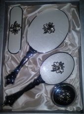 Camomile 4lü Broş Ayna Fırça Pudralık Seti Mat Beyaz 301 - 2